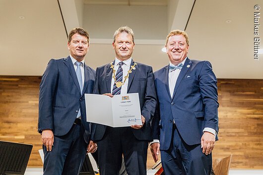 Urkundenübergabe zum 50. Jubiläum als staatlich anerkanntes Heilbad, Bad Königshofen